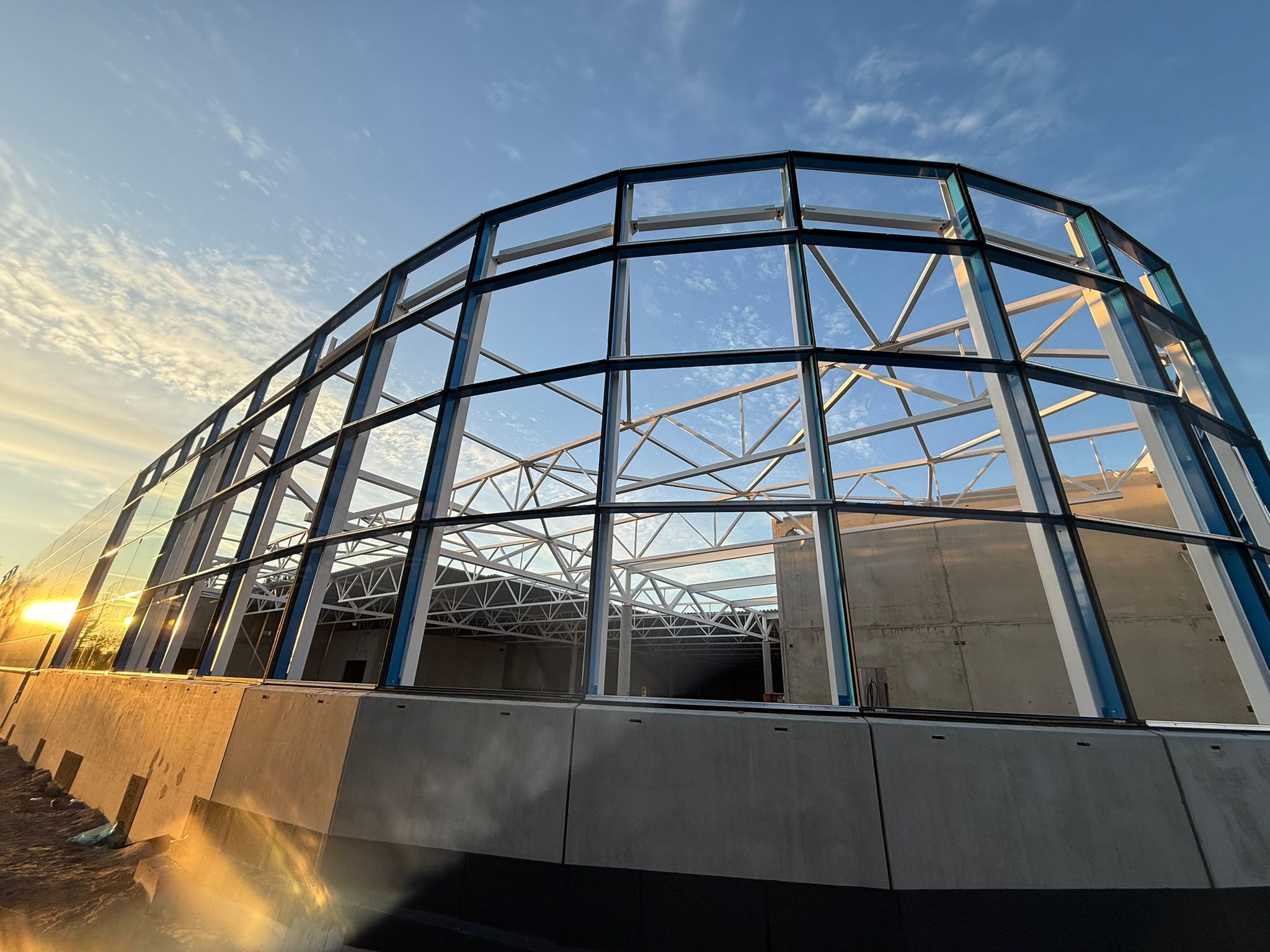 Biltema Hämeenlinna, valmistuva myymälä ulkoa 